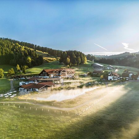 Haubers Naturresort Gutshof Оберштауфен Экстерьер фото