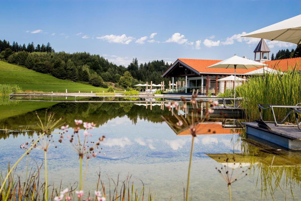 Haubers Naturresort Gutshof Оберштауфен Экстерьер фото
